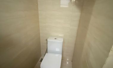 Disewakan Unit Rumah Rapih Ready di Green Lake City