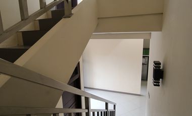 Rumah solo Gentan Purbayan dekat luwes pajang Laweyan