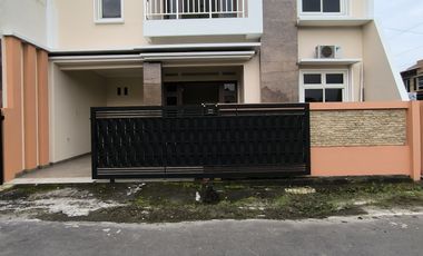 Rumah solo Gentan Purbayan dekat luwes pajang Laweyan