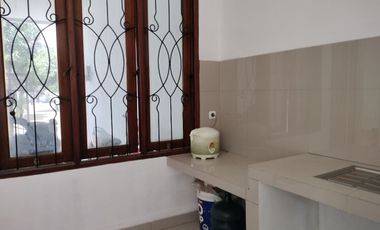 Rumah dijual Baru 2 Lantai, Jatiwaringin, Bekasi dekat LRT Jatibening