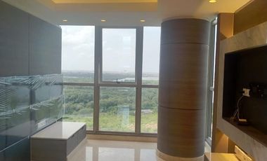 DISEWA APARTEMEN GOLD COAST 3 BR SEMI FURNISH