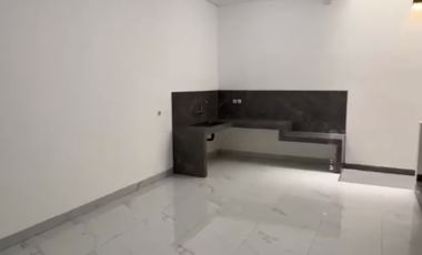 Dijual Rumah Pondok Tjandra. Baru Modern Minimalis 2 Lantai.