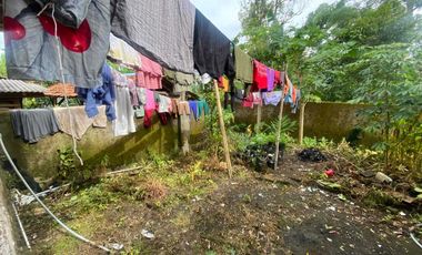 Rumah Ada Halaman di Belakang Daerah Bojong Purwakarta Dijual Murah