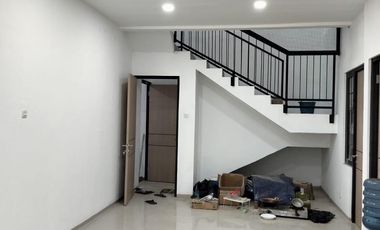 Rumah Bangunan Baru Tengah Kota Bandung di Burangrang