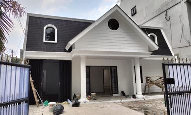 Rumah Bangunan Baru Tengah Kota Bandung di Burangrang