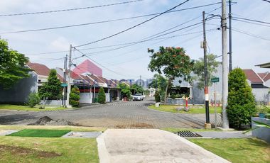 Rumah Siap Huni Dekat RS Mitra Keluarga Keamanan 24 Jam