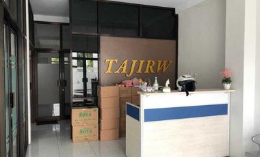 Rumah kantor bagus dekat kampus UMY