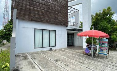 Rumah kantor bagus dekat kampus UMY