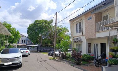 RUMAH DALAM CLUSTER JUAL MURAH DICIRENDEU SELANGKAH KE MRT LEBAK BULUS