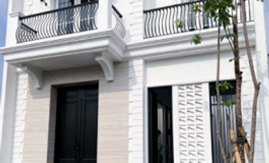 THE LEAVES TOWNHOUSE SMART HOME MEWAH DI REMPOA TANGERANG SELATAN
