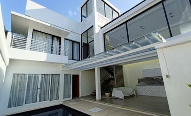 Vila Cantik Ocean View di Nusa Dua, Furnished, One Gated