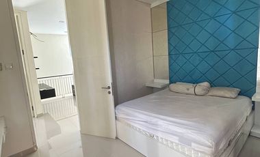 Disewakan rumah long beach furnish Pakuwon city