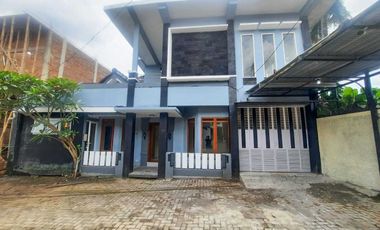 Rumah Jl Gito-gati Perumahan Dekat UGM, UTY,MMTC, Jombor, Jl Kabupaten