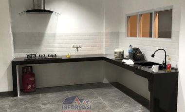 Rumah Permata Mediterania 2 lantai dalam cluster, aman, bebas banjir