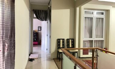 Dijual perumah Wika 2 lantai