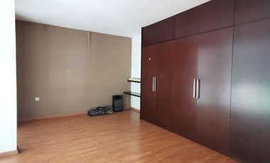 Rumah Townhouse Mediterania Resort Pik Uk 8x21 Semi Furnish