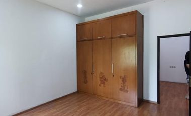 Rumah Townhouse Mediterania Resort Pik Uk 8x21 Semi Furnish