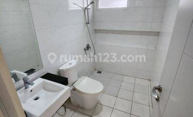 Disewakan Cepat Rumah Cluster Amerika Latin Green Lake City