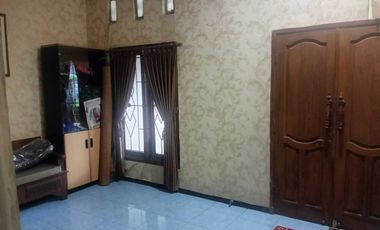 JUAL CEPAT RUMAH HOOK PLUS TOKO  LOKASI STRATEGIS DIKRIAN