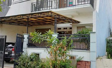 Harga Turun!
Hunian nyaman dengan lokasi strategis, kini lebih terjangkau.
Cocok untuk tinggal maupun investasi jangka panjang . Rumah Siap Huni Di Griya Harapan permai Harapan Indah Bekasi