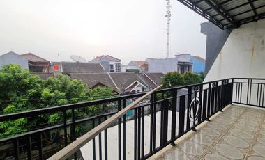 Harga Turun!
Hunian nyaman dengan lokasi strategis, kini lebih terjangkau.
Cocok untuk tinggal maupun investasi jangka panjang . Rumah Siap Huni Di Griya Harapan permai Harapan Indah Bekasi