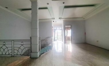 Harga Turun!
Hunian nyaman dengan lokasi strategis, kini lebih terjangkau.
Cocok untuk tinggal maupun investasi jangka panjang . Rumah Siap Huni Di Griya Harapan permai Harapan Indah Bekasi