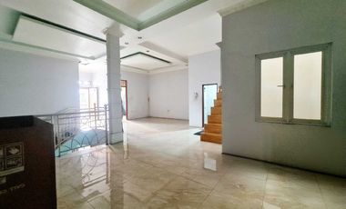 Harga Turun!
Hunian nyaman dengan lokasi strategis, kini lebih terjangkau.
Cocok untuk tinggal maupun investasi jangka panjang . Rumah Siap Huni Di Griya Harapan permai Harapan Indah Bekasi