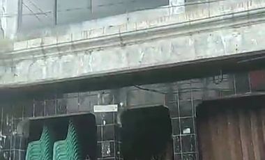 Hitung Tanah ! Rumah 2 Lantai di Perumnas Karawaci, Strategis, Ramai