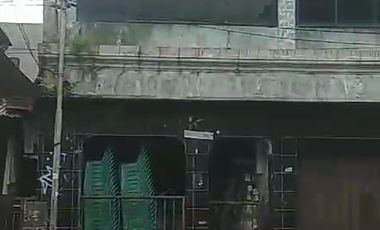 Hitung Tanah ! Rumah 2 Lantai di Perumnas Karawaci, Strategis, Ramai