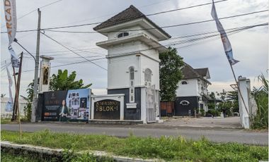 Dijual Rumah 3 lantai Kolam Renang Pribadi Dekat Rs pku gamping Sleman Jogja