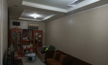 Dijual Tempat Usaha Material Strategis