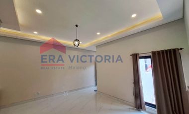 Rumah Cantik 2 Lantai Full Furnish di Jantung Sawojajar Siap Huni