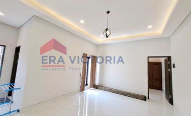 Rumah Cantik 2 Lantai Full Furnish di Jantung Sawojajar Siap Huni