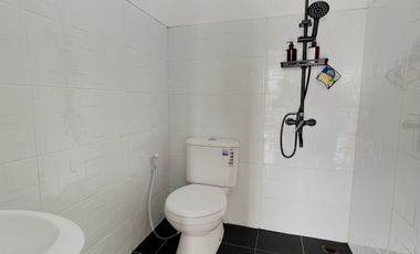 Rumah KPR 1 lantai 2 kamar tidur di Tangsel akses masuk mobil.