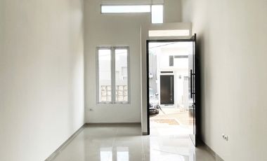 Rumah KPR 1 lantai 2 kamar tidur di Tangsel akses masuk mobil.