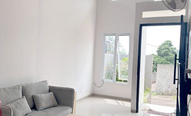 Rumah KPR 1 lantai 2 kamar tidur di Tangsel akses masuk mobil.