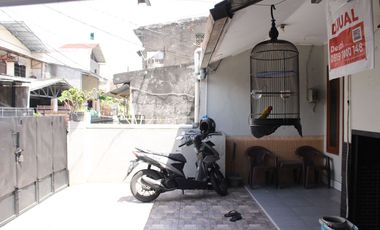 Rumah 2 Lt SHM Akses Mudah ke Gerbang Tol Cawang Harga Nego J-18760