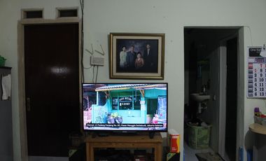 Rumah 2 Lt SHM Akses Mudah ke Gerbang Tol Cawang Harga Nego J-18760