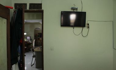 Rumah 2 Lt SHM Akses Mudah ke Gerbang Tol Cawang Harga Nego J-18760