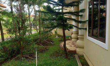 Rumah 2 Lt Exclusive posisi Hook di Graha Taman Bunga, BSB Mijen