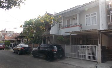 Rumah Sektor 5 Bintaro
