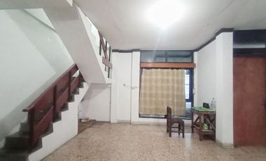 Rumah Kokoh 300m² Strategis Tengah Kota Solo