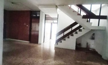 Rumah Kokoh 300m² Strategis Tengah Kota Solo