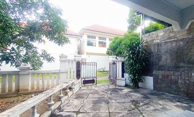 Rumah Kokoh 300m² Strategis Tengah Kota Solo