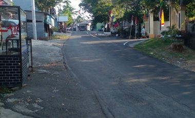 Rumah & Toko di Rogojembangan Raya dkt Jalan Raya Kedungmundu