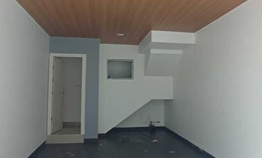 Rumah Nyaman Lokasi Strategis dekat Pasar Minggu Jakarta Selatan