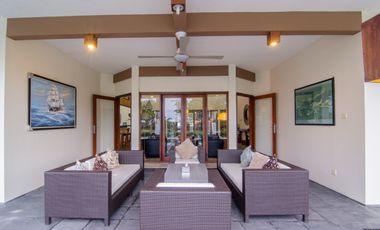 Leasehold Beachfront Villa Montong,Batu Layar dekat Senggigi Lombok