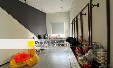 Rumah Mewah Siap Huni Konsep Industrial di Taman Cipto Cirebon