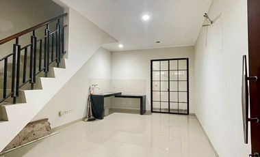 Disewakan Rumah Cluster East Asia Green Lake City Only 40jt/tahun