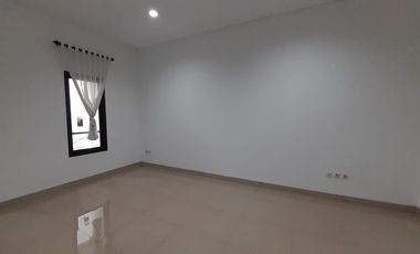 Rumah Baru Minimalis Modern Komplek Puri Syailendra Surya Sumantri